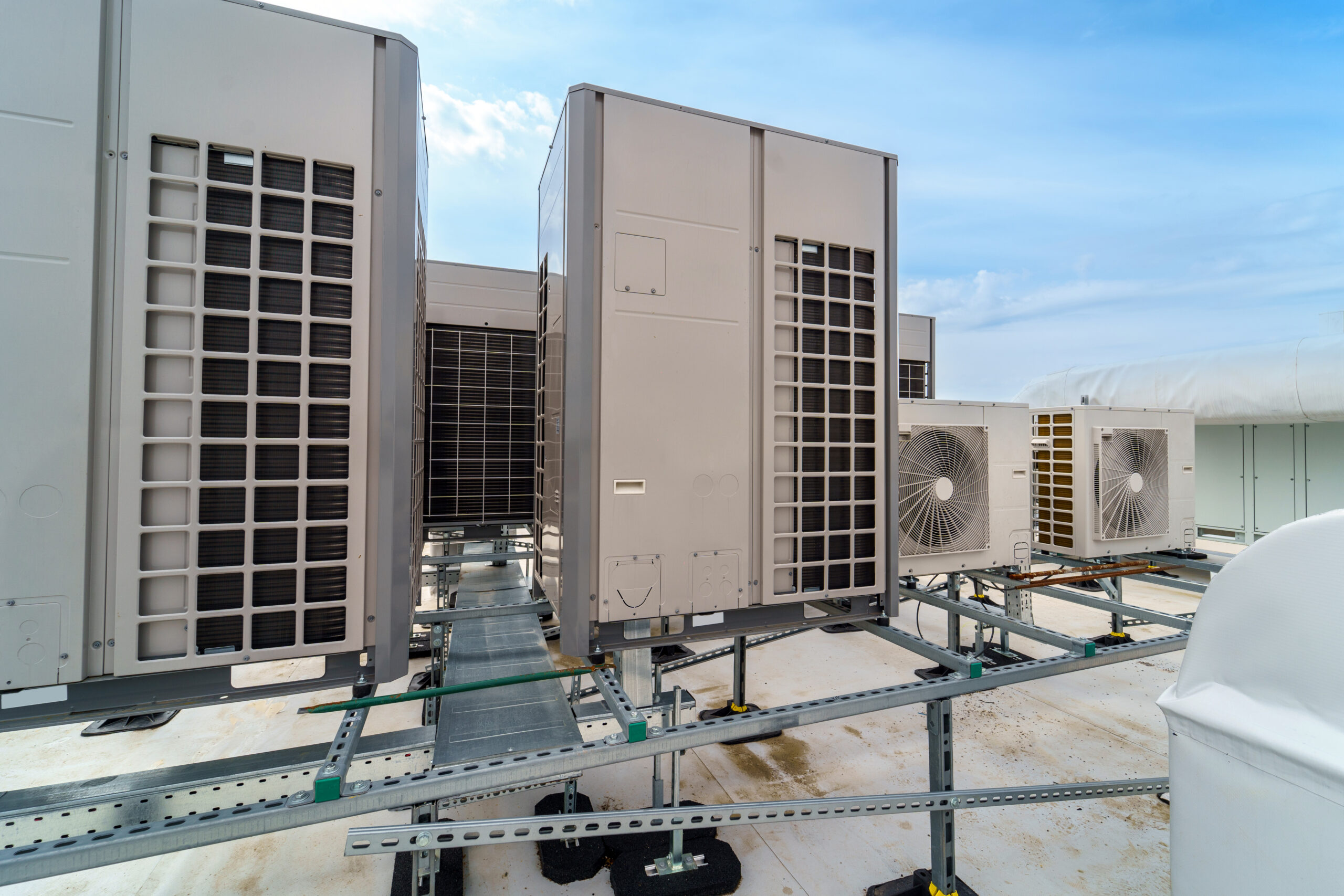 Commercial rooftop HVAC equipment for installation and replacement